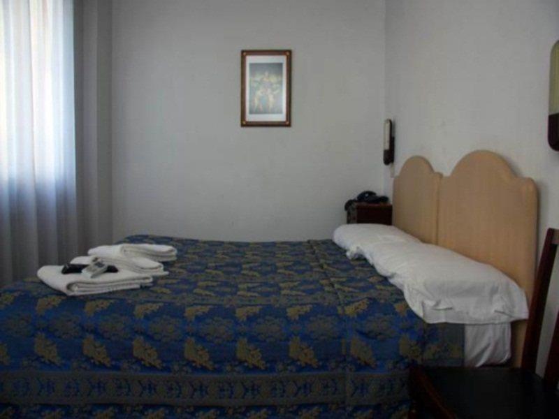 Hotel Sole Roma Luaran gambar