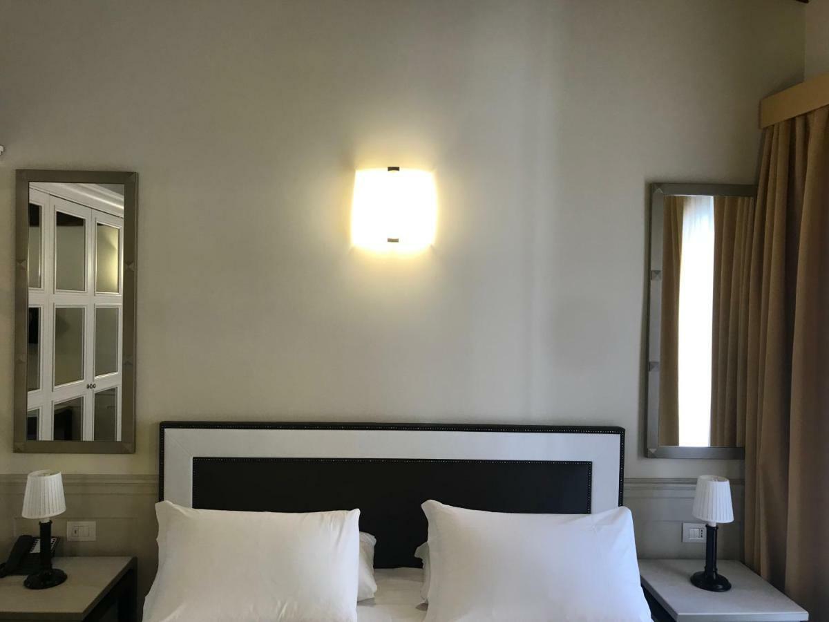 Hotel Sole Roma Luaran gambar